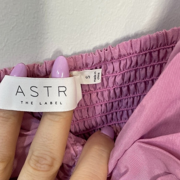 ASTR Shoulder Tie Ruffle Cinched Lilac Bodycon Dress - Picture 4 of 5